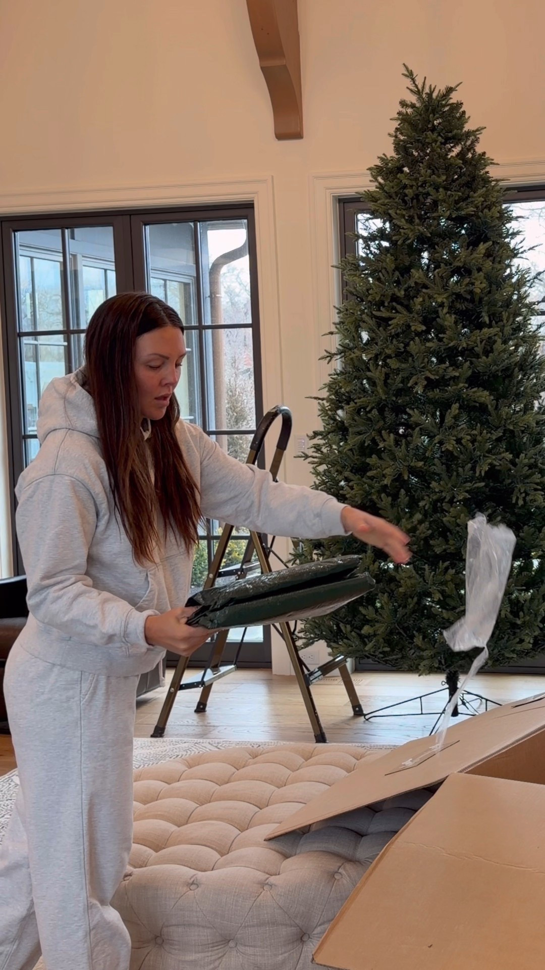 My twinkle Christmas tree that looks so real is like 80% off. Was $900 now $250!!! 
Grab it. It’s gorgeous 

#LTKSeasonal #LTKHome #LTKSaleAlert