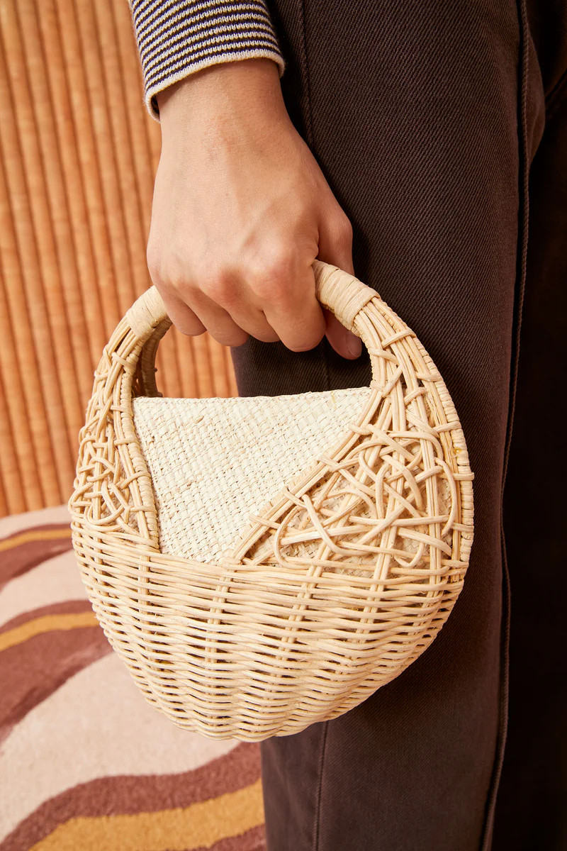Sea Shell Wicker Bag

      Natural | Ulla Johnson
