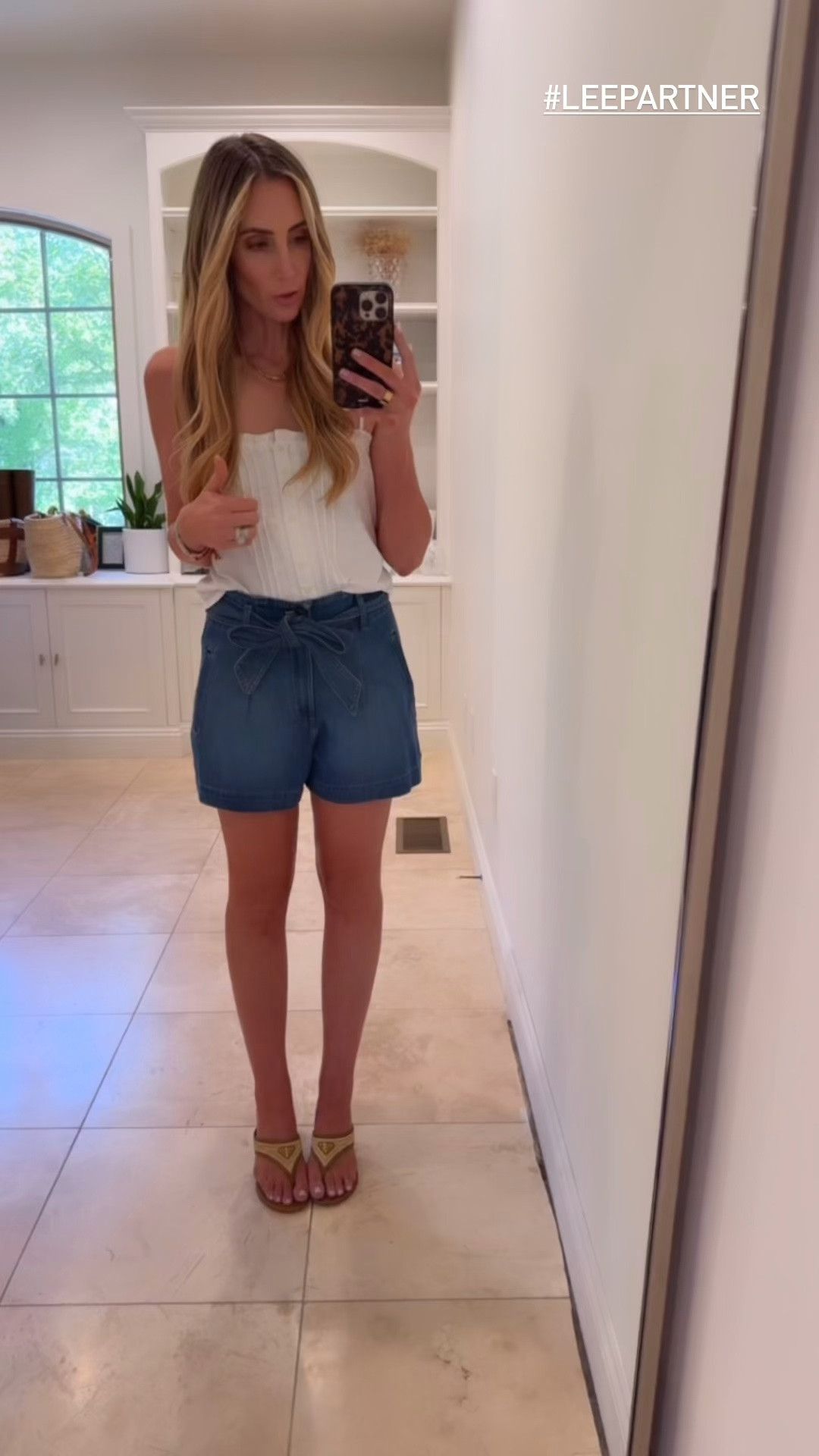 I just got in the cutest summer finds from Lee, and everything is so good. These are the kind of pieces that make getting dressed so easy. @leejeans #LeePartner