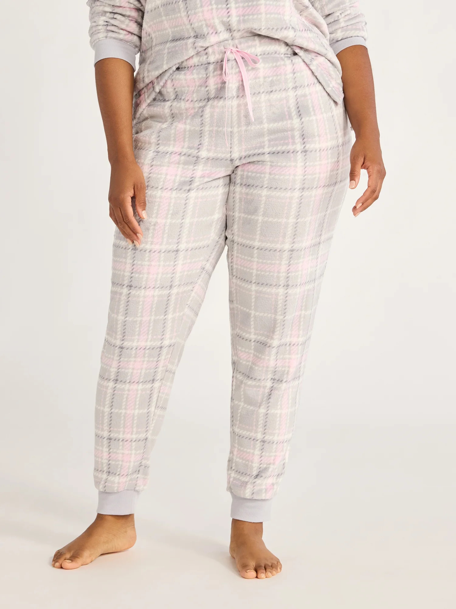 Joyspun Women's and Women's Plus Plush Sleep Jogger Pants, Sizes XS-3X | Walmart (US)