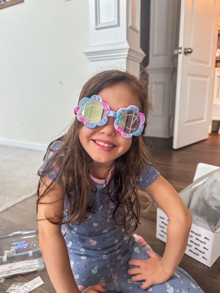 Summer find for kids - flower shaped goggles! 

Goggles for kids // Amazon find // summer essentials // outdoor toys 

#LTKFamily #LTKKids #LTKSeasonal