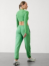 Easy Fleece Mid Rise Jogger | Athleta