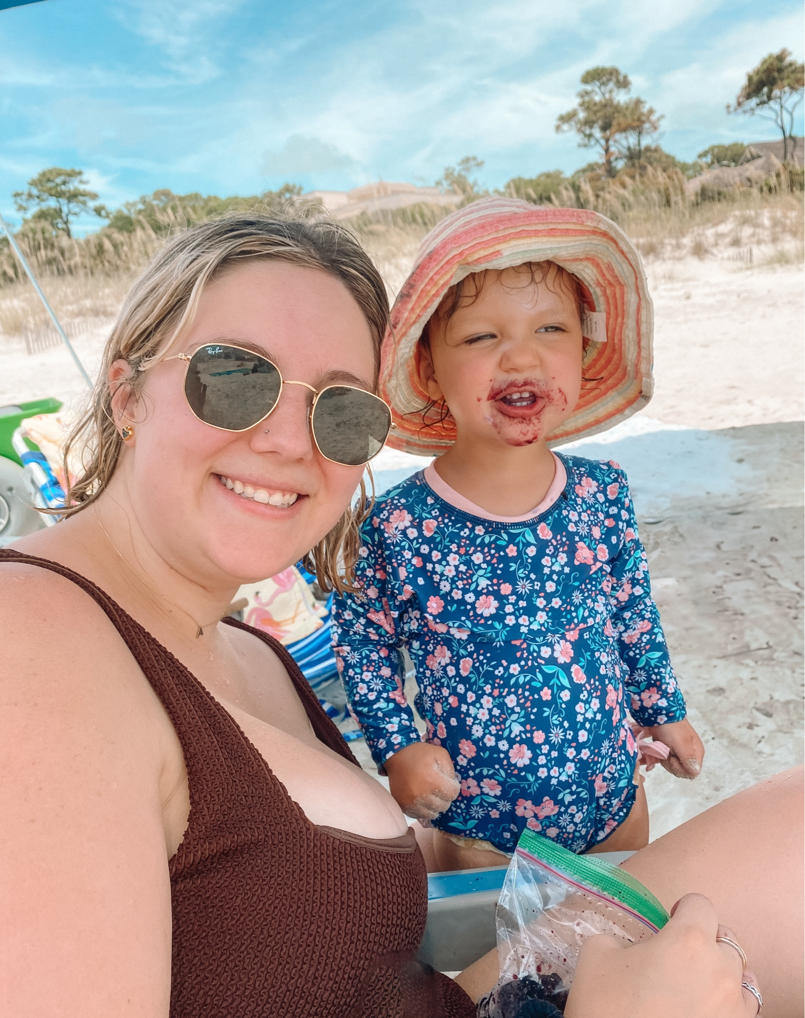 Snacking at the beach // beach essentials // family day at the beachh

#LTKFindsUnder50 #LTKFindsUnder100 #LTKFamily