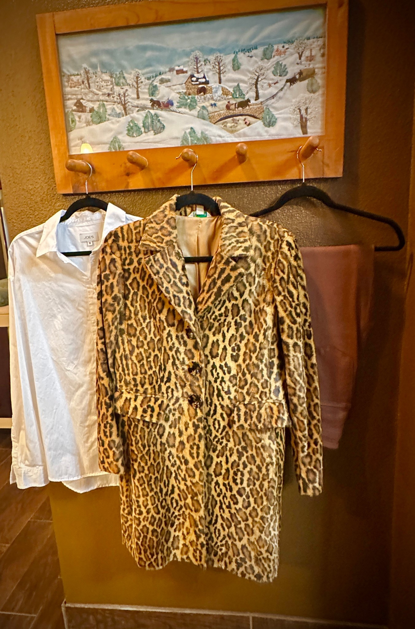 Are you loving #LoveStory : John F. Kennedy Jr. & Carolyn Bessette on #hulu as much as I am? I love that #CarolynBessette ‘s classic style is being splashed everywhere! These pieces are absolutely timeless. If you haven’t watched the show yet, you definitely should check it out. It reminds you of the tenderness before the tragedy. #JohnFKennedyJr

#LTKootd