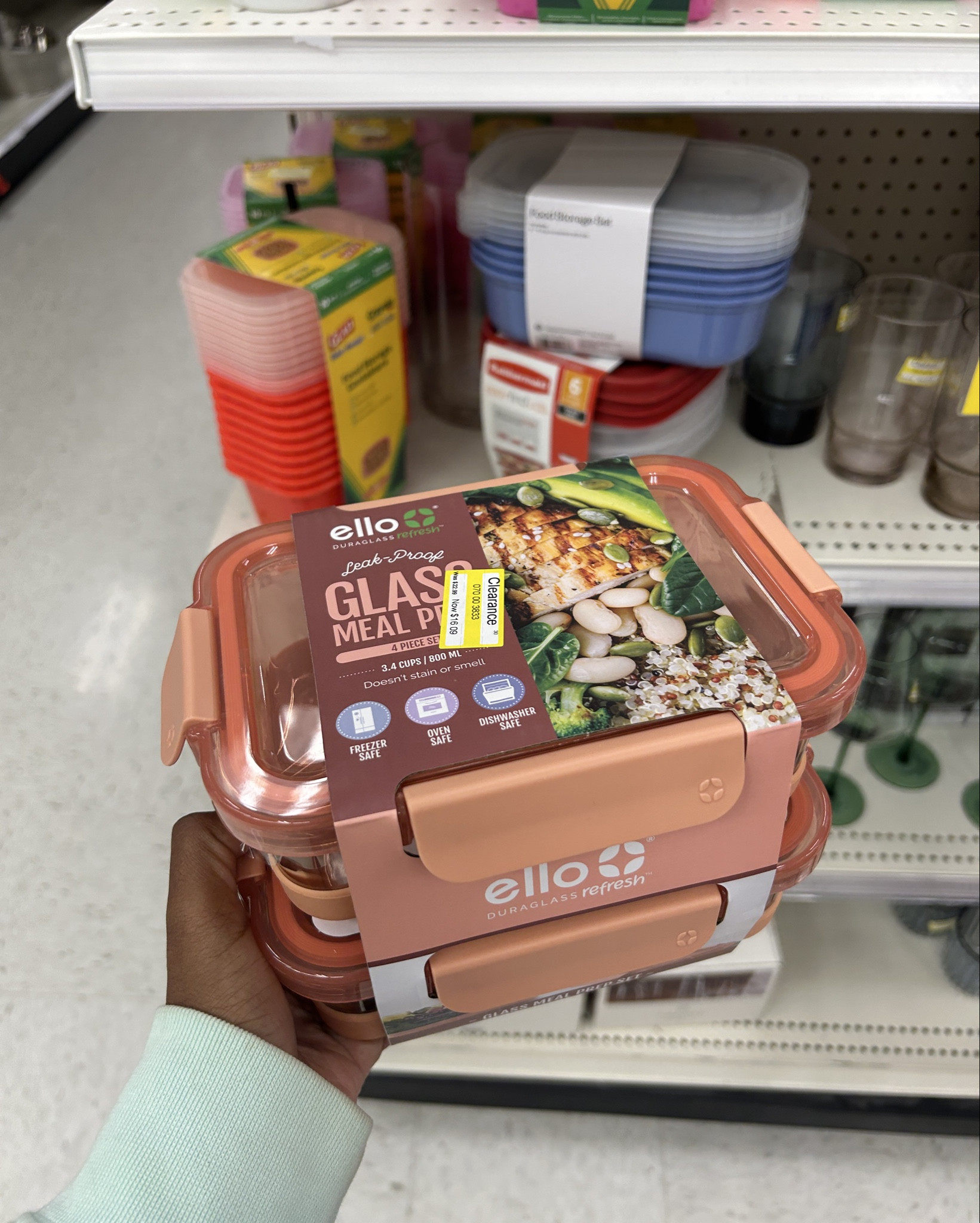 TARGET FINDS ALERT 🔔 some of the cutest glass meal prep containers you’ve ever seeeeen and on sale?! they have those clip locks on the sides to keep your food fresh & safe too #addtocart #targetfinds 

#LTKHome #LTKSaleAlert #LTKFindsUnder50
