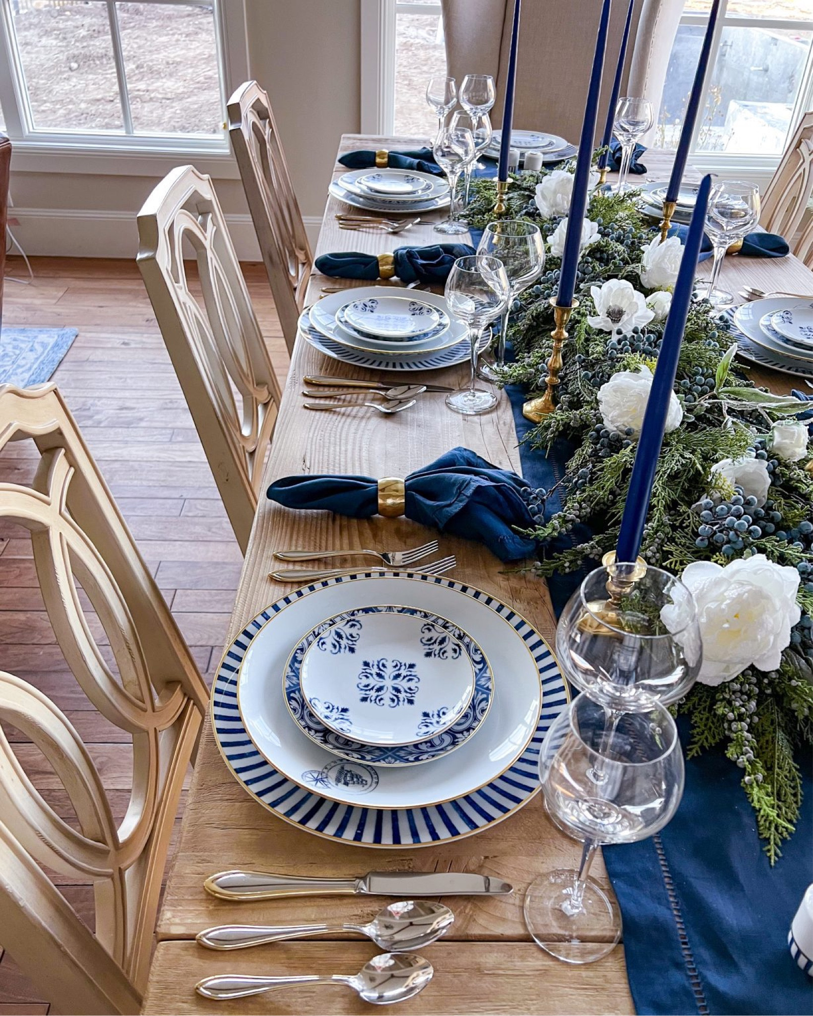 Sharing an elegant winter tablescape idea I have created!

#LTKHome #LTKSeasonal #LTKParties