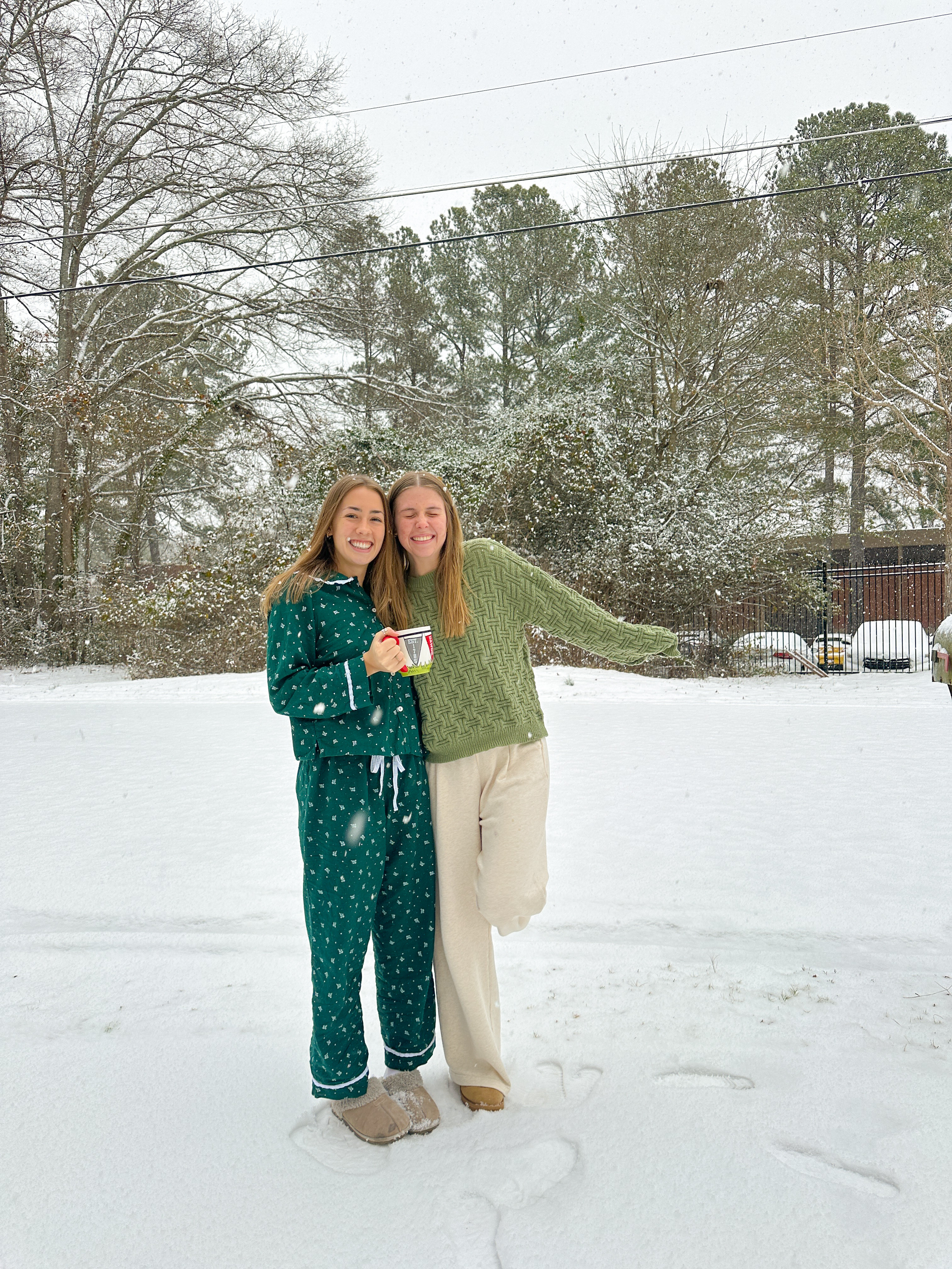 cozy warm clothes always ! 

#LTKU #LTKFindsUnder50 #LTKSeasonal