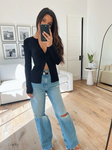 Here for the relaxed denim look with these jeans… I had to size down and went with a size 24 in this pair on sale now.

#LTKStyleTip #LTKOver40 #LTKSaleAlert