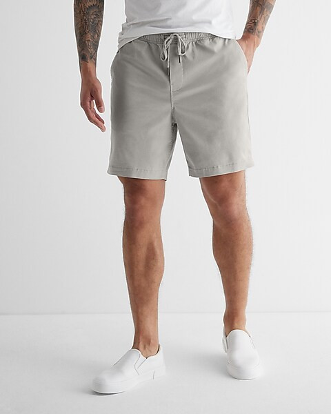 Solid 7" Hyper Stretch Elastic Waist Shorts | Express