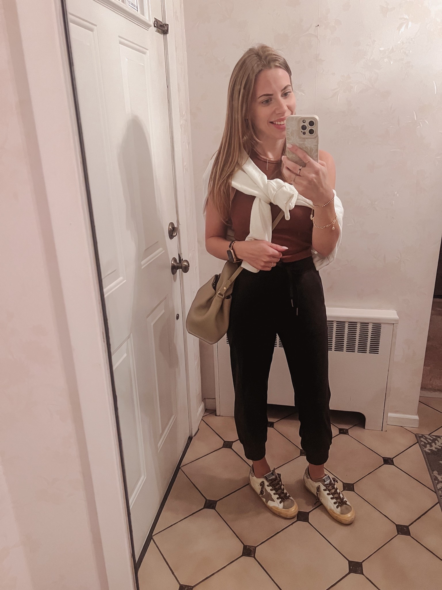 Travel fit ✈️

#LTKTravel #LTKPetite #LTKSeasonal