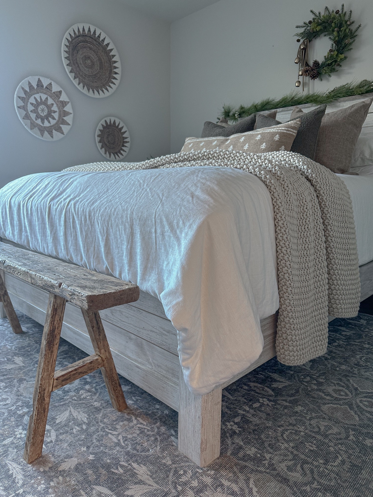 Holiday bedroom decor 

#LTKSeasonal #LTKhome #LTKHoliday
