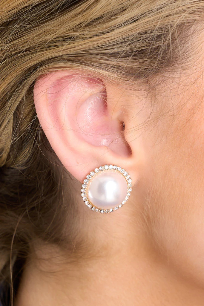Start There Gold Pearl Stud Earrings | Red Dress 