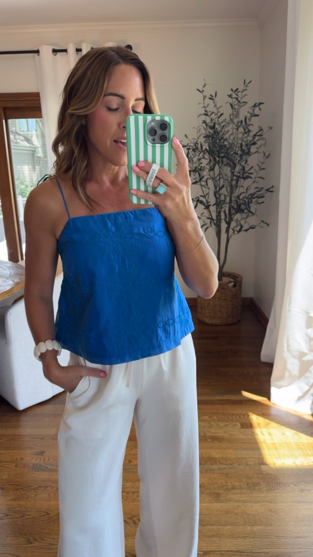 This blue is such a vibrant color. 
XS.

#LTKootd #LTKmomlife #LTKSeasonal