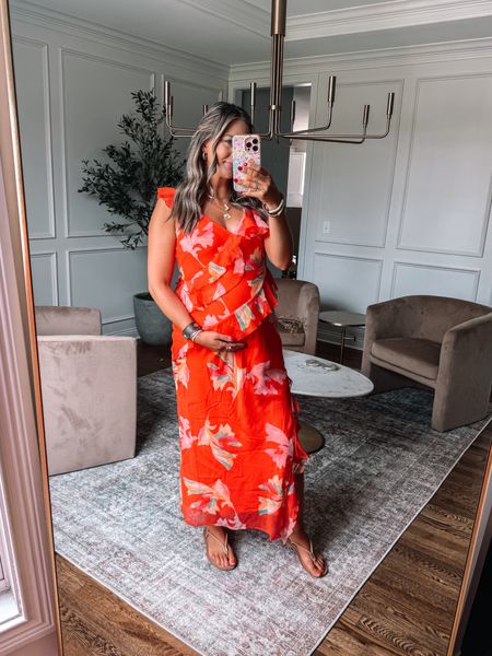 This Target dress is perfect for vacation or summer weddings! It is not maternity but bumpfriendly! At 31 weeks pregnant I sized up one. 

#maternity #bumpstyle 



#LTKBump #LTKStyleTip #LTKFindsUnder50