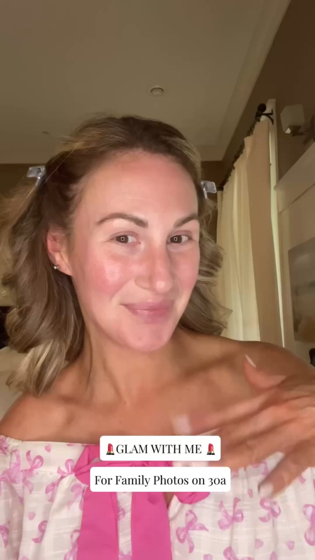 Elevated beach makeup for family photos! Comment BEACH and I’ll send a link to all the products I used!

Save this and book your makeup lesson with me already!!!

#dfwmakeupartist #fortworthmakeupartist #softglam #makeupaddict #southlakemakeupartist #dallasmakeupartist #makeupartist #protips #makeupmusthaves #makeuplessons