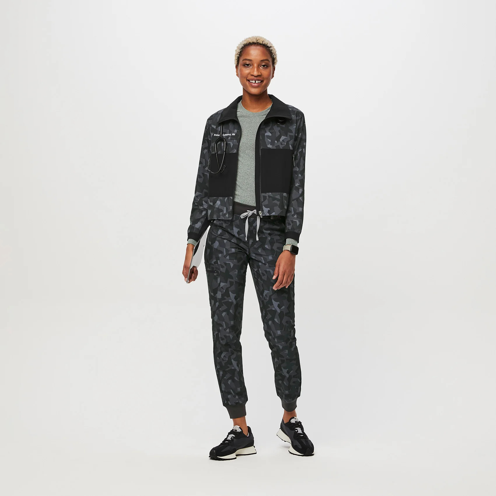 Women’s Craighill FREEx™ Scrub Jacket - Camo Bonsai · FIGS | FIGS