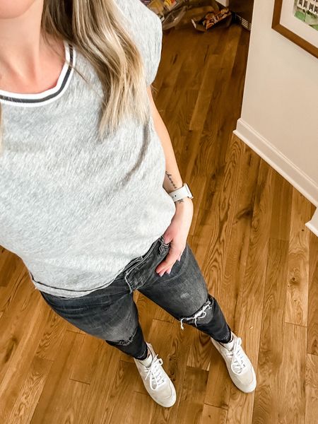 OOTD for Costco which is my entire day between shopping and organizing the pantry/fridge 😅 so excited for tee shirt weather! This is my favorite tee with a little something extra 🙌🏼

#LTKsalealert #LTKFind #LTKstyletip