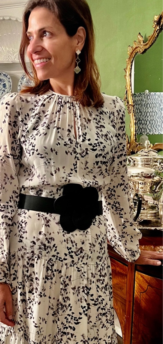 Charlotte Brody works in the boardroom or dining room 💗

#LTKworkwear #LTKover40