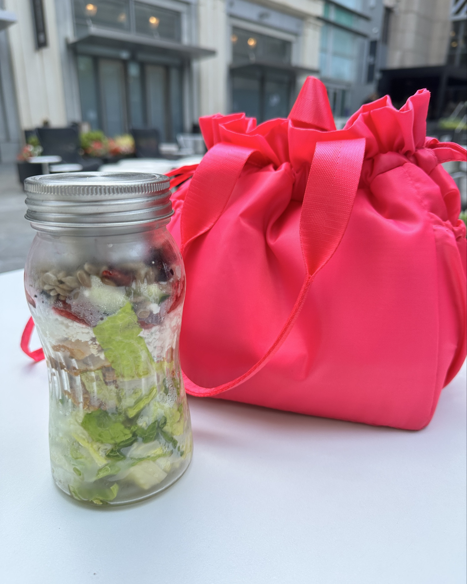 Lunch | lunchbox essentials ! 

I love my salad shaker jar and lunch bag. 🩷



#LTKItBag #LTKFamily #LTKHome