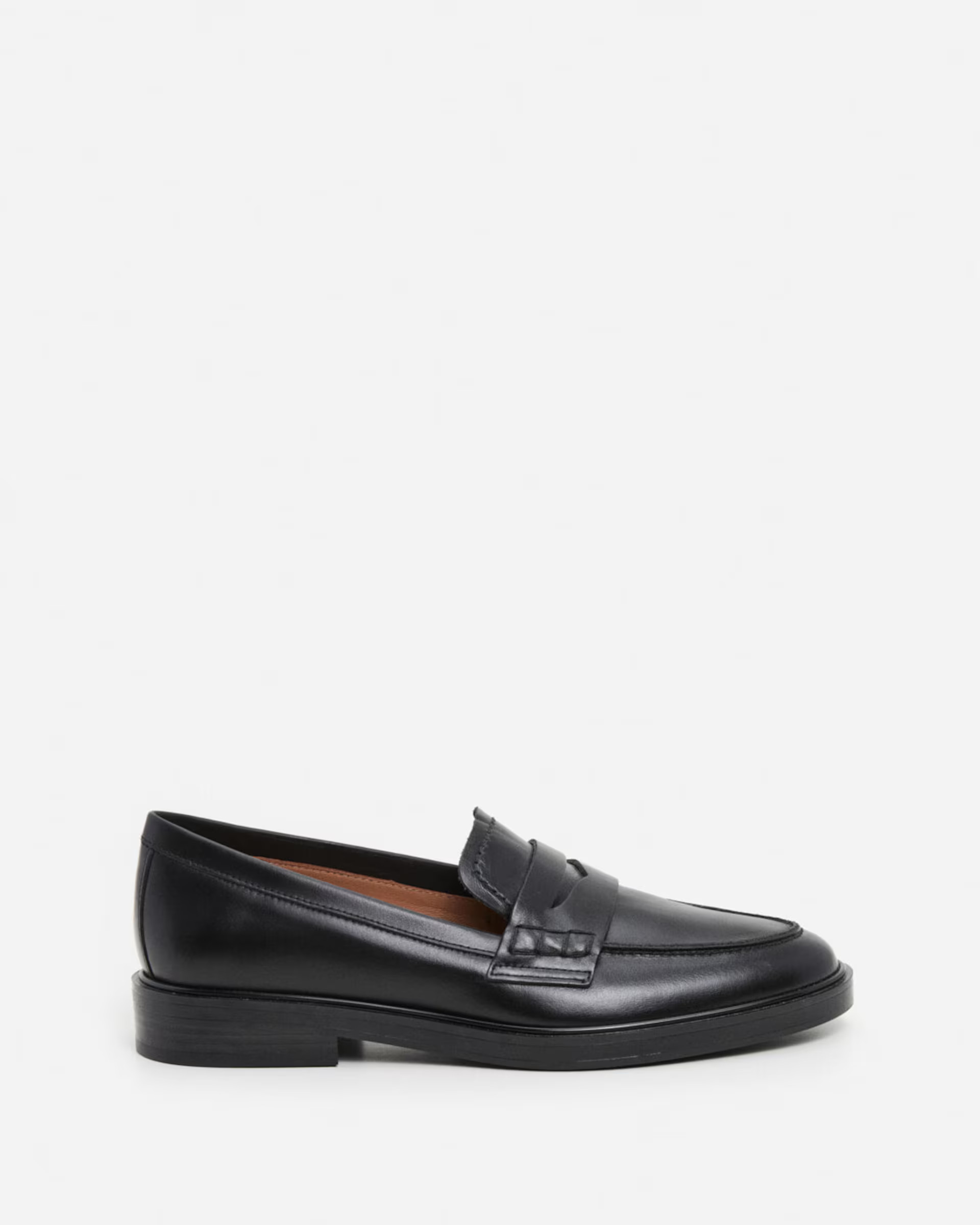 Sara Leather | Flattered