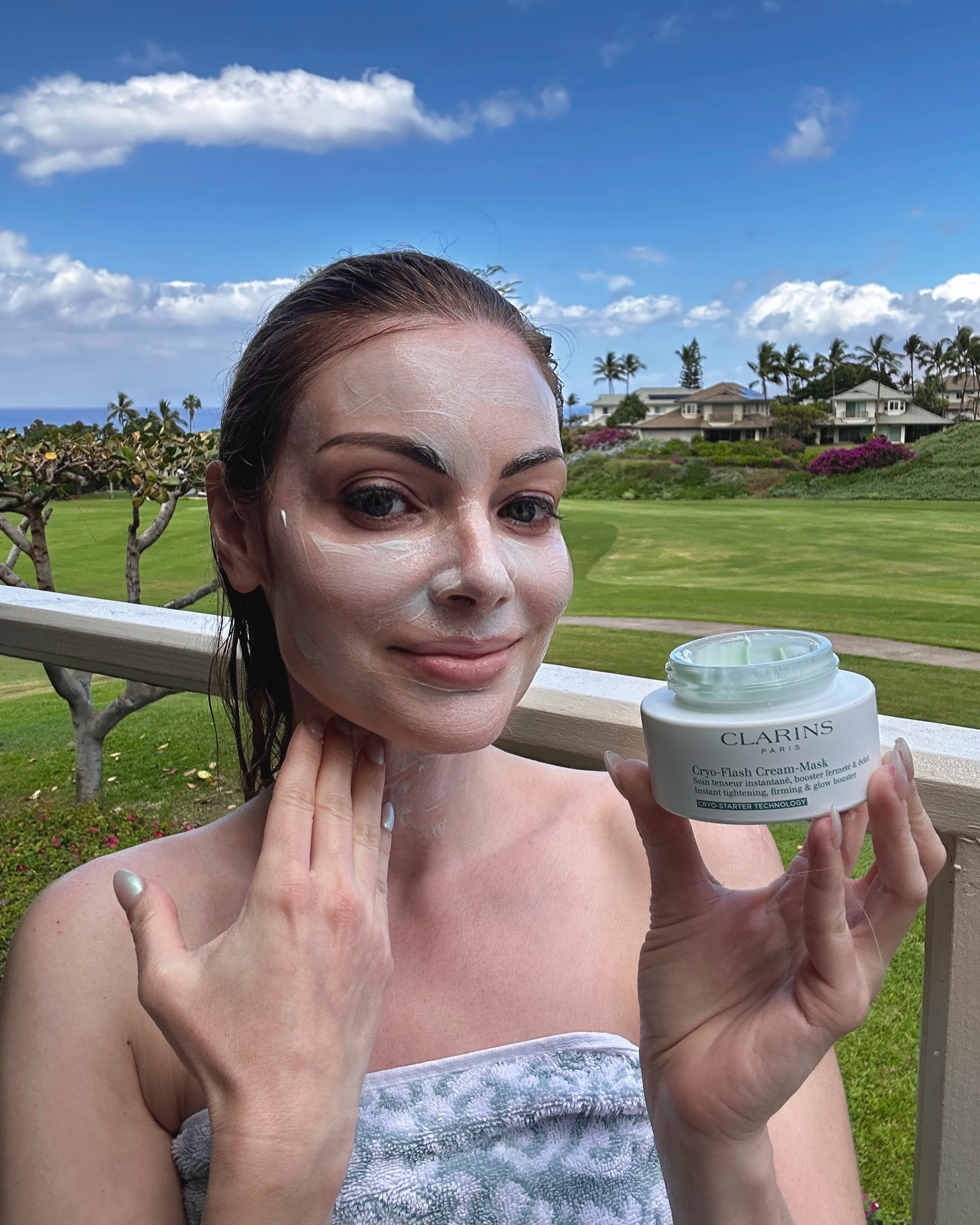 Give your skin that instant icy glow-up ❄️✨ with this Clarins Cryo-Flash Face Mask! Inspired by cryotherapy, this cooling gel-cream helps visibly lift, tighten, and boost radiance in just 10 minutes 💖🌿. It works to minimize the look of pores while leaving your skin feeling refreshed, hydrated, and smooth 👀✨. Trust me, this is your go-to for a quick, spa-like skin reset at home 💕

#facemask #glowingskin #skincareessentials #radiantskin #beautyfinds #skincaregoals #selfcare #hydratedskin #antiaging #skincareroutine #beautyessentials #firmingskin #glowup #smoothskin #porecare #dailyskincare #ltkbeauty #ltkfinds #beautyinspo #skincaremusthave #luxurybeauty #skinrefresh #healthyglow #skincarelover 

 