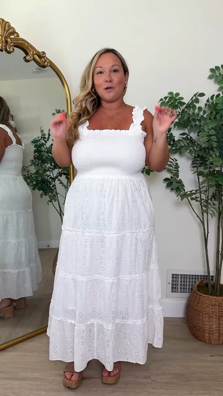 Such a pretty white dress!🤍 Love all of the eyelet details!

Wearing a size large!





Quince dress, white dress, eyelet dress, white maxi dress, feminine dress, vacation dress, stylenright, shelli enright 

 #LTKootd #LTKMidsize #LTKPetite