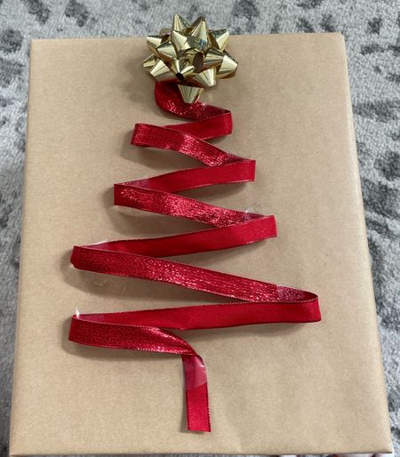 Homemade wrapping paper🎄 



Christmas gifts
DIY wrapping paper 


#LTKstyletip #LTKHoliday #LTKSeasonal