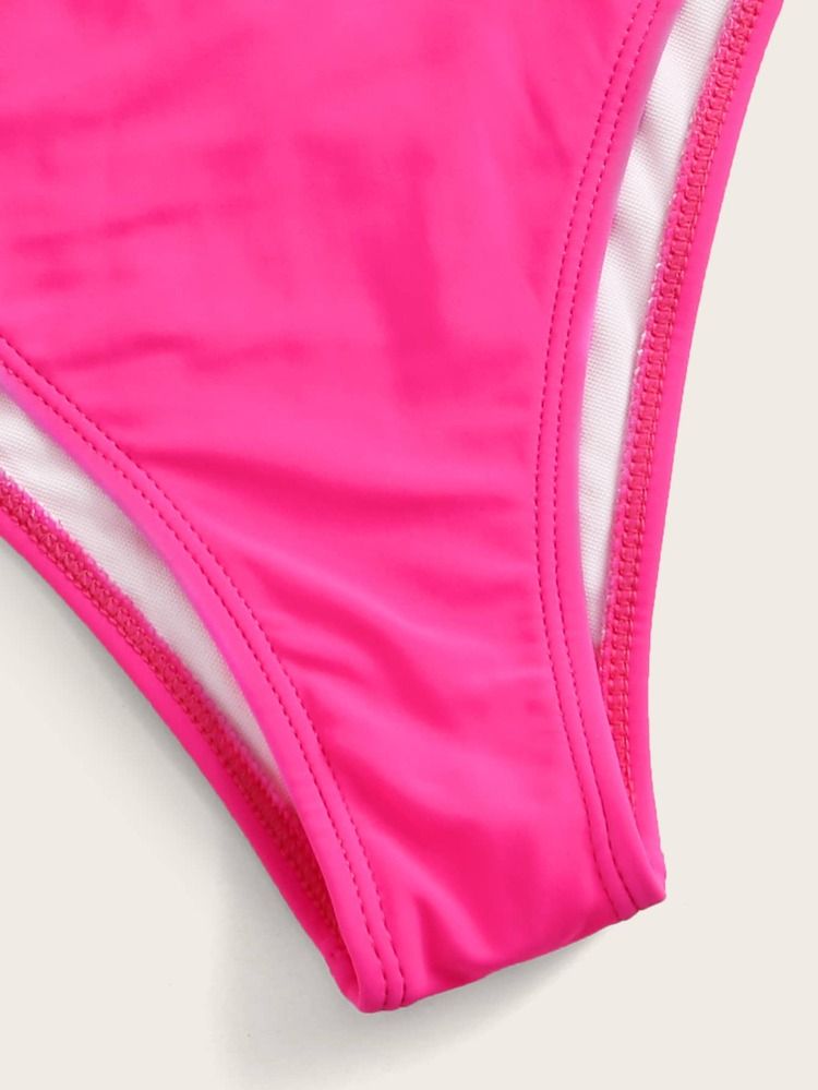 Color Block Cheeky Bikini Swimsuit | ROMWE