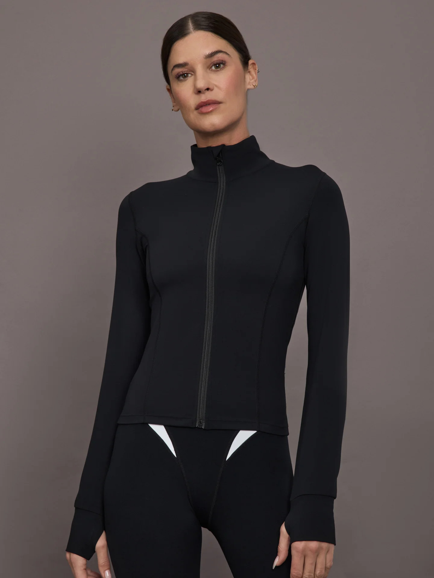 Full Zip Active Jacket in Melt - Black | Carbon38