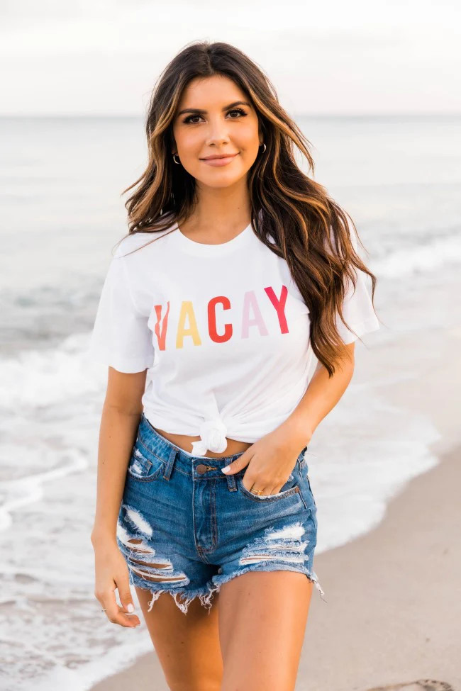 Vacay Graphic Tee | The Pink Lily Boutique