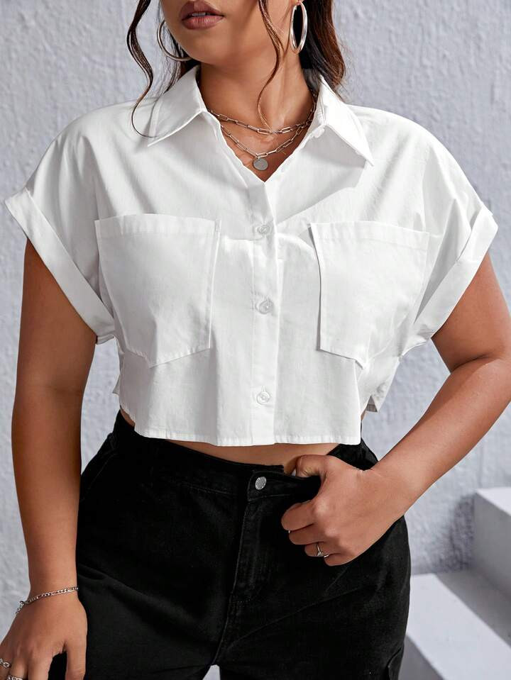 SHEIN EZwear Plus Dual Pocket Batwing Sleeve Crop Shirt | SHEIN