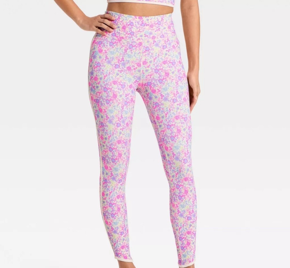 Floral Leggings 🌸| MATCHING SET 

#LTKGiftGuide #LTKActive #LTKFindsUnder50