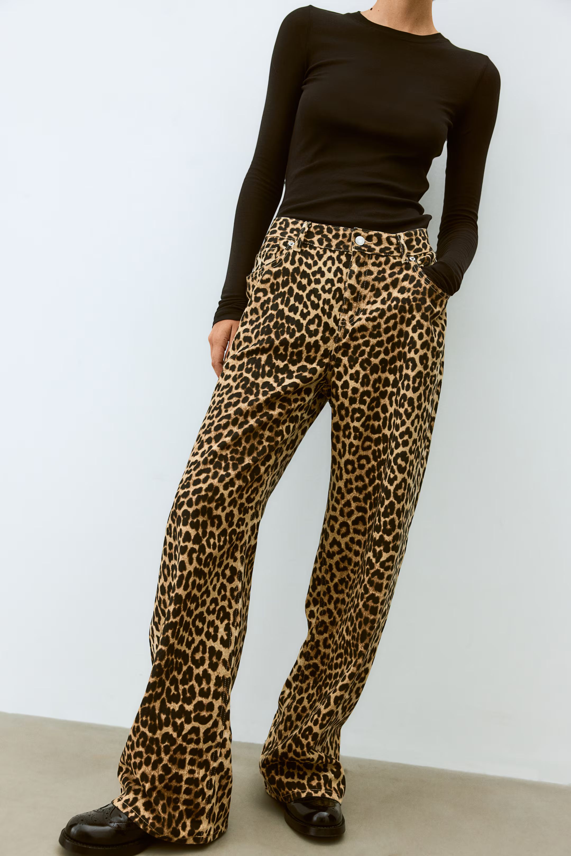 Wide-cut Jeans - Regular waist - Long - Beige/leopard print - Ladies | H&M US | H&M (US + CA)