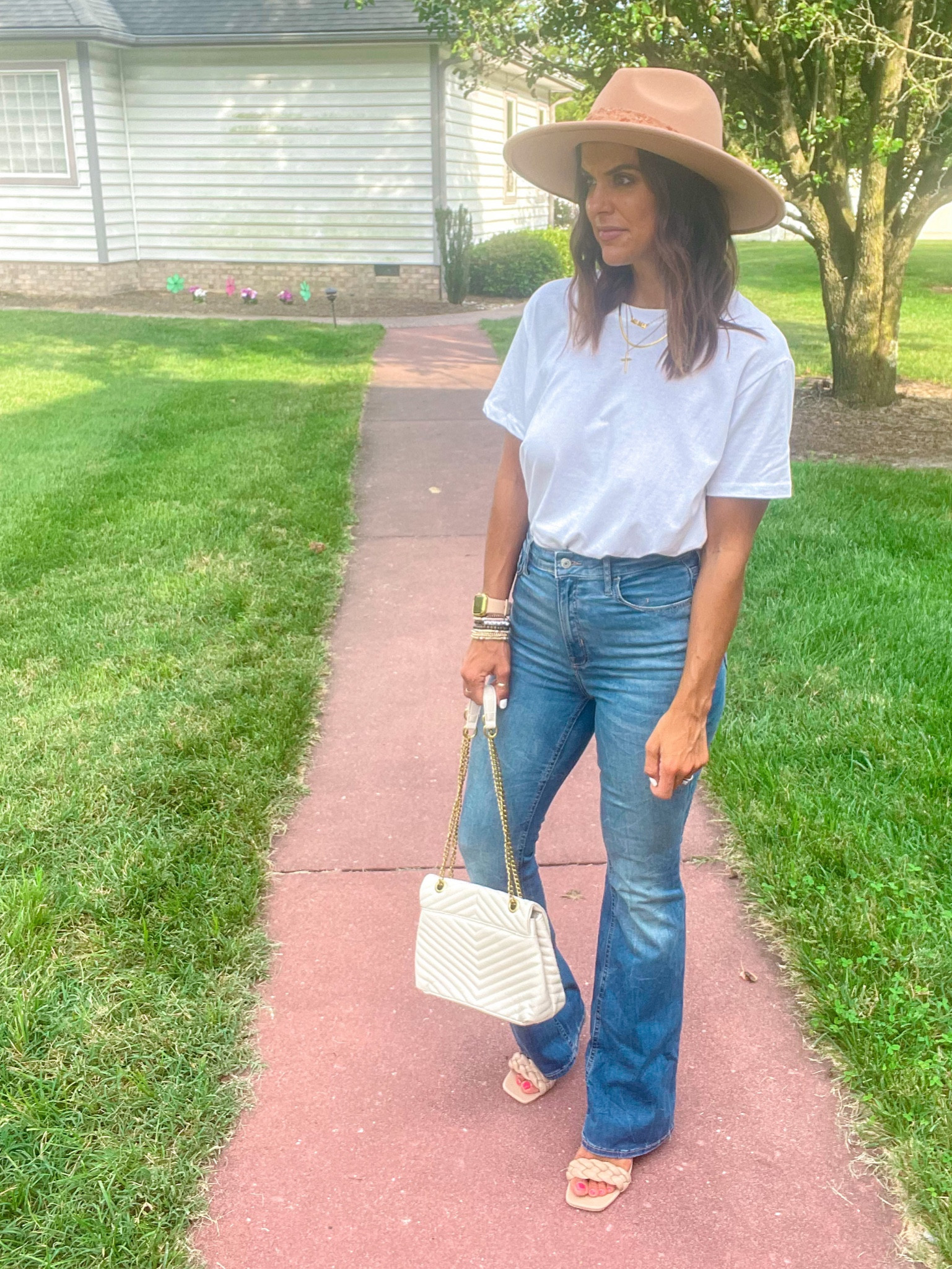 These Old Navy jeans are 50% off today! Size small (2-6)

#LTKSeasonal #LTKsalealert #LTKstyletip