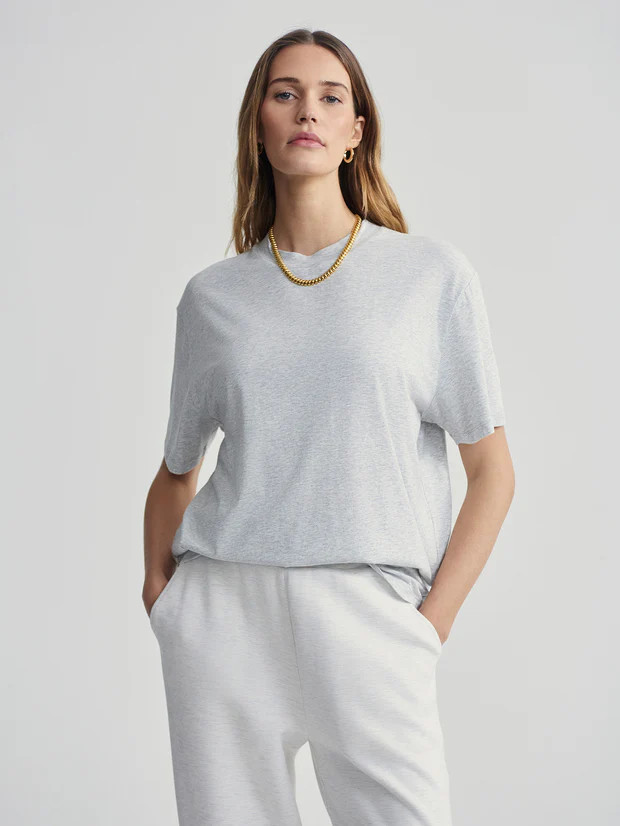 Leighton Boyfriend Tee1 ReviewsThe cornerstone of a versatile wardrobe, this tee heroes a longlin... | Varley US