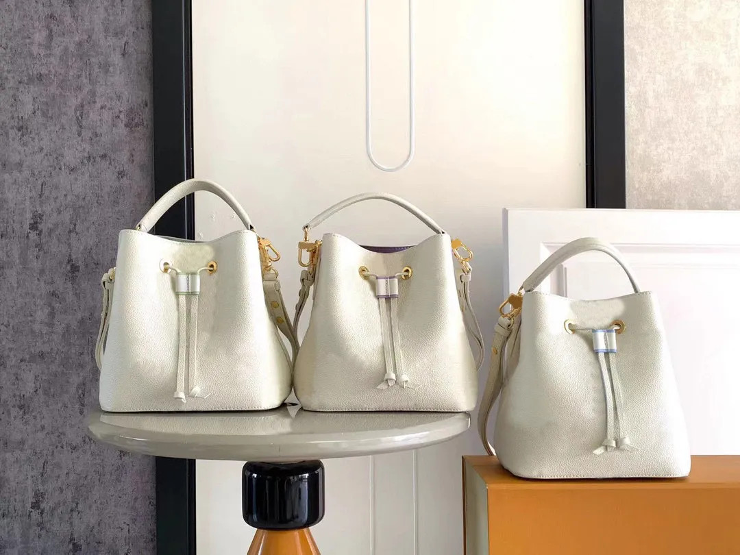 Classic Designer Women's Handbag Brand Luxury Backpack Fashion Crossbody Bucket Bag Aaaa5709 | DHGate