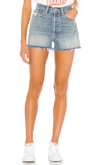 RE/DONE 70s High Rise Short. - size 26 (also in 23, 24, 25, 27, 28, 29) | Revolve Clothing (Global)