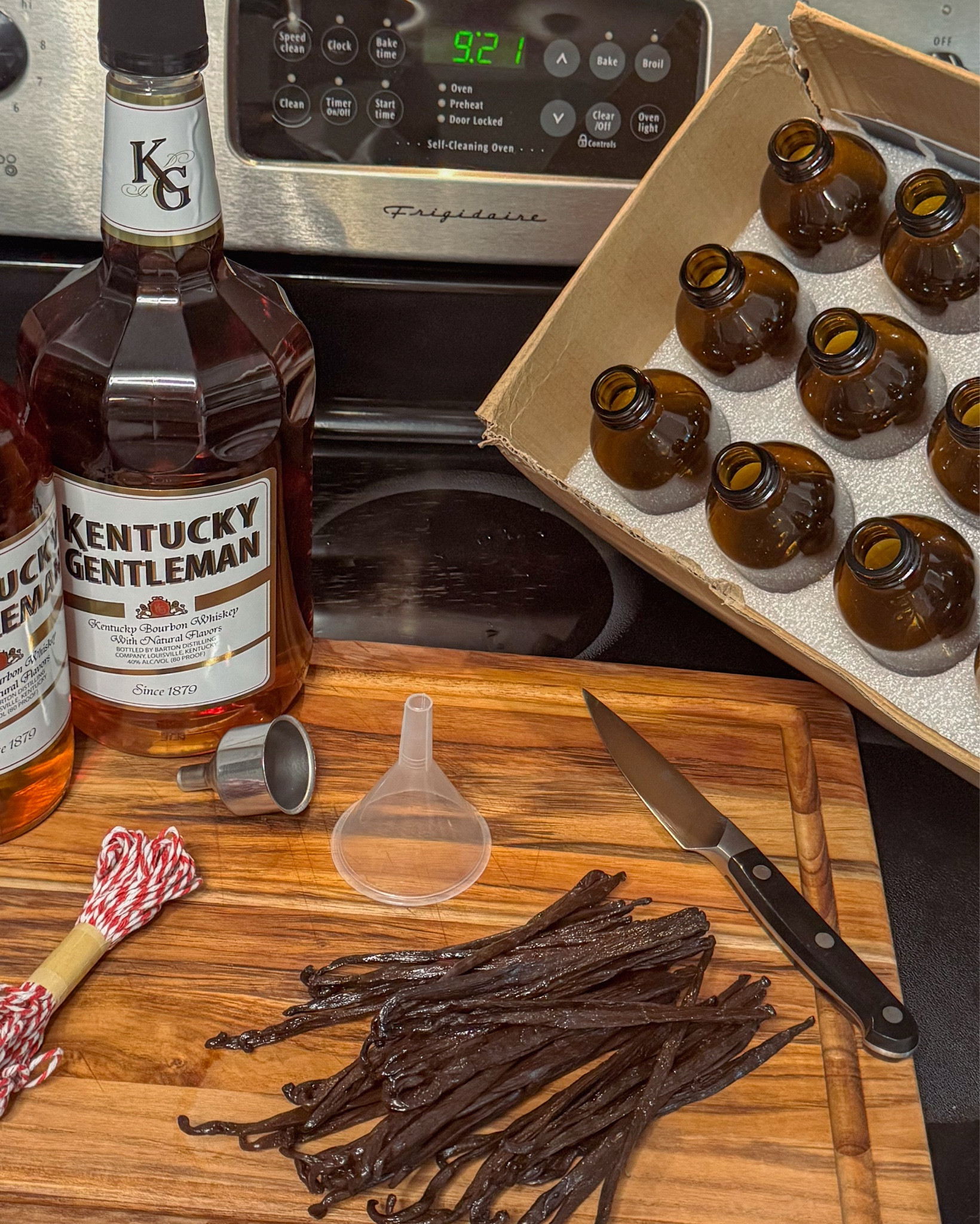 Summer is the perfect time to make this vanilla extract recipe, because it has to steep for six months and will be ready for Christmas baking and gifting! I used bourbon and the measurements recommended by Munchies by Mal: https://munchiesbymallory.com/recipe/homemade-vanilla-extract/#processss