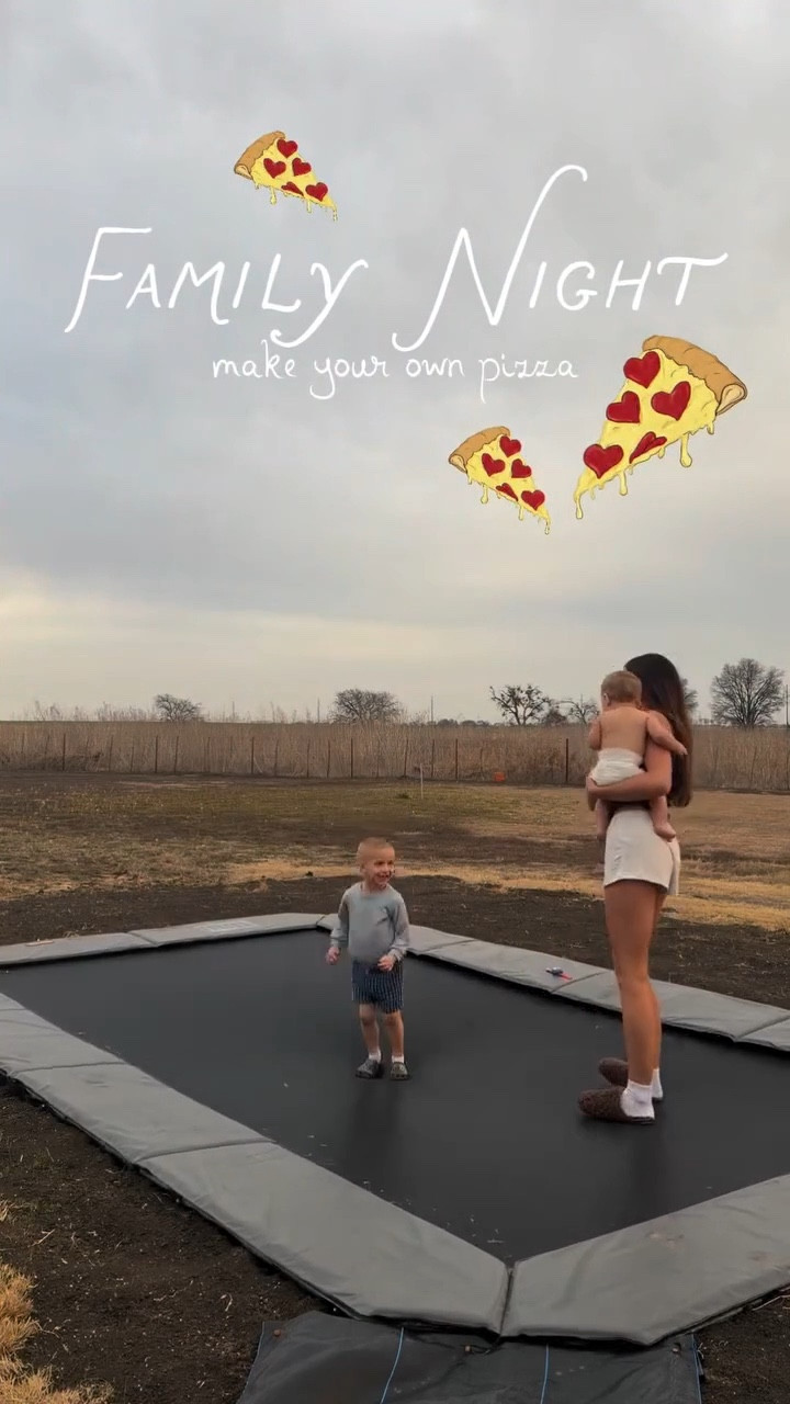 Night time vlog - loving this warm weather & family time 

#LTKdayinmylife #LTKmomlife