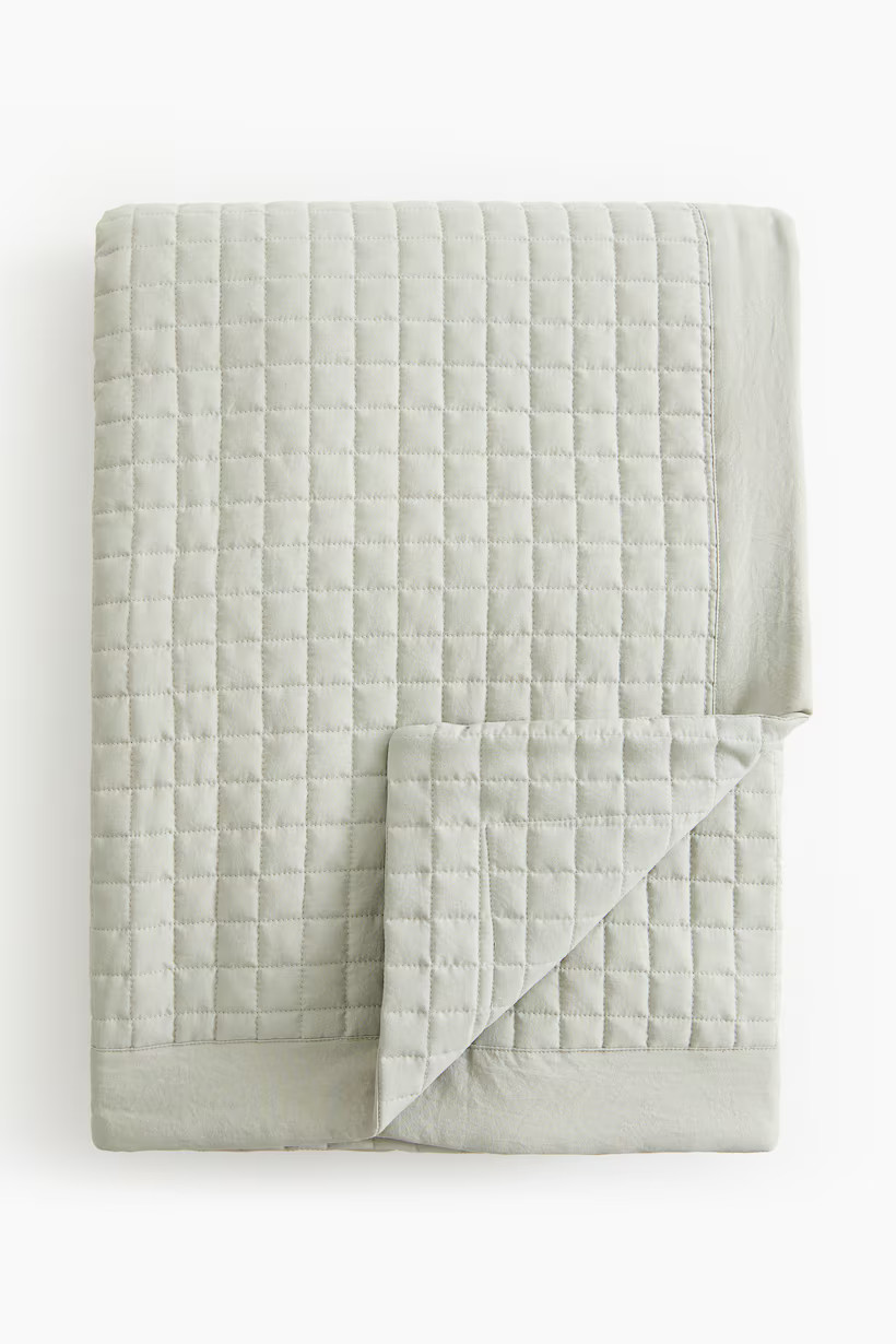 Quilted Bedspread | H&M (US + CA)