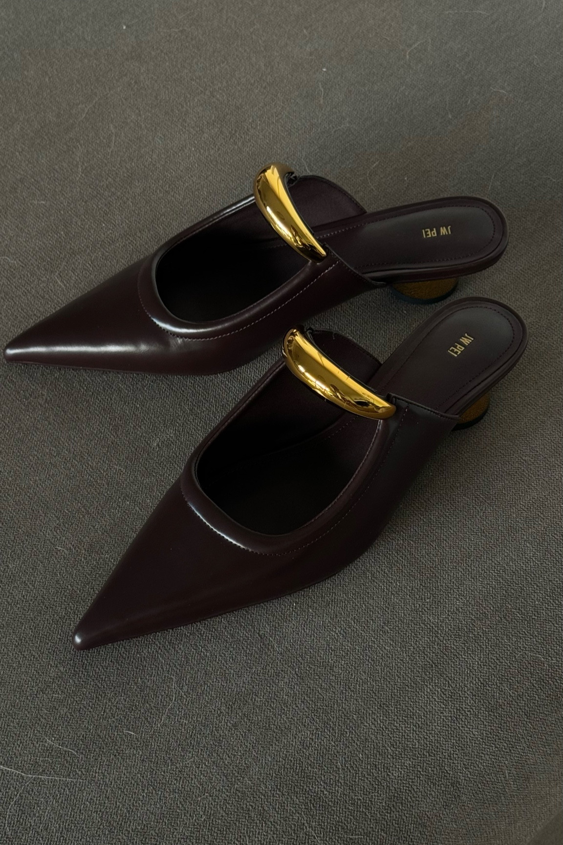 The perfect fall shoe🍂