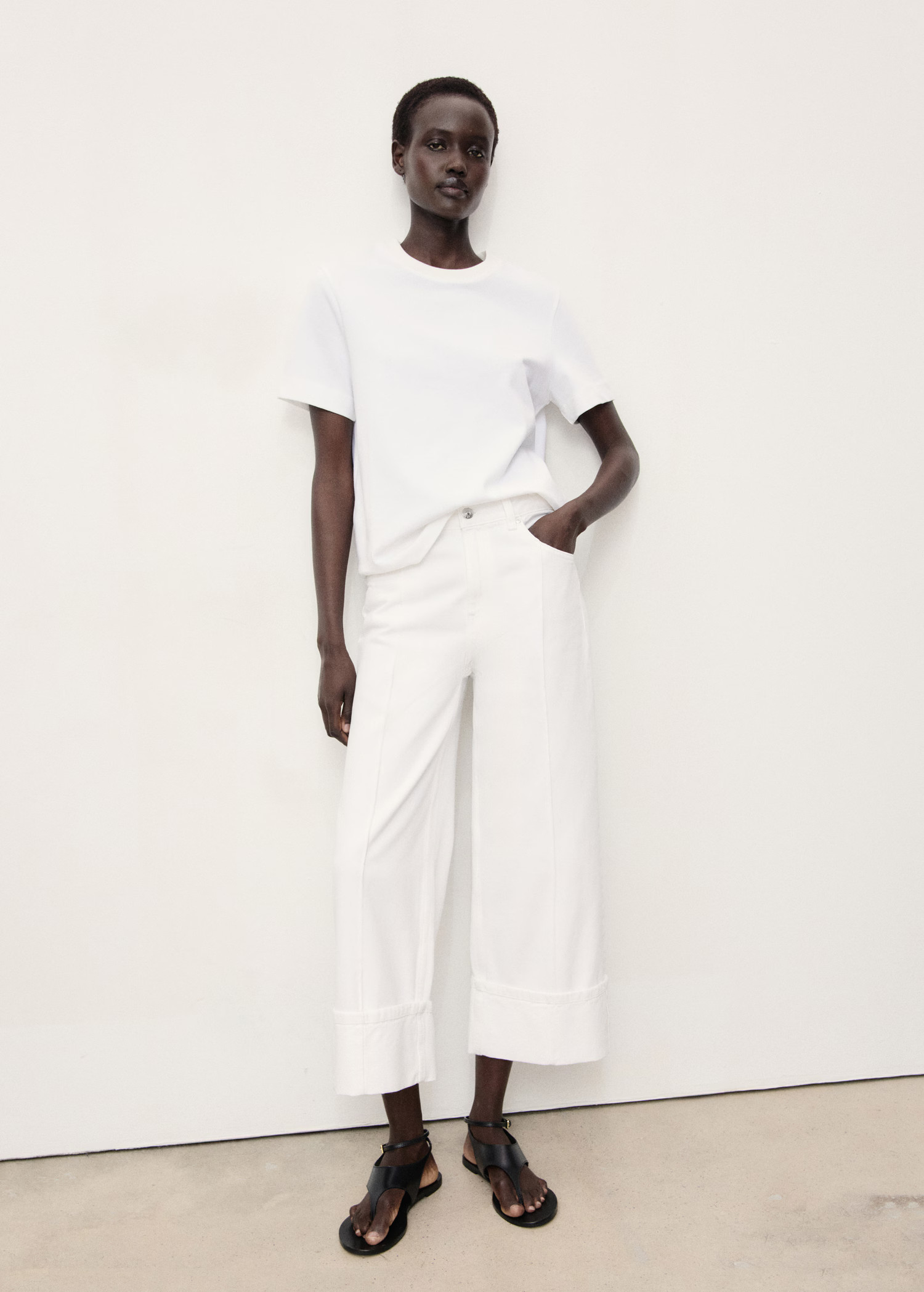 Wide leg cropped jeans with turned-up hem | Mango (US/MX/AU)