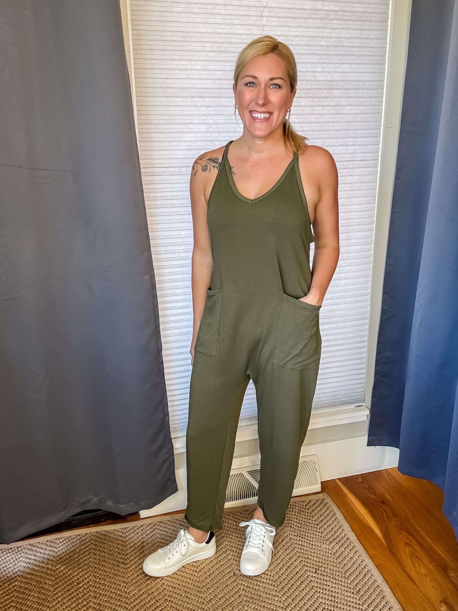 This slouchy romper with pockets is perfection! The length is perfect for sneakers. (I’m 5’6” and wearing a small.) Pair this with a fitted tee for another look!