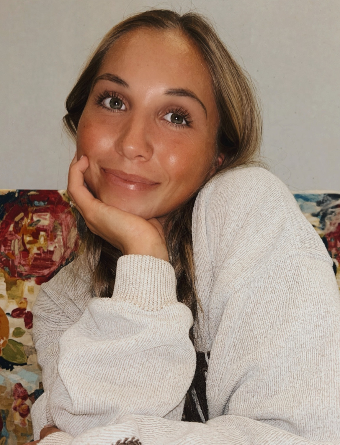 My elite, affordable skincare routine and products  🙌🏻 invest in your skin!! 
Twice a day ! 
1. Wash face 
2. Toner 
3. Eye cream 
4. Retinol (2-3 times a week at night) 
5. Snail mucin 
6. Ponds moisturizer 
7. Sunscreen! Always! 
^(In the morning, Face, neck, AND hands) 
8. Aquafor :) 

#LTKFindsUnder50 #LTKBeauty