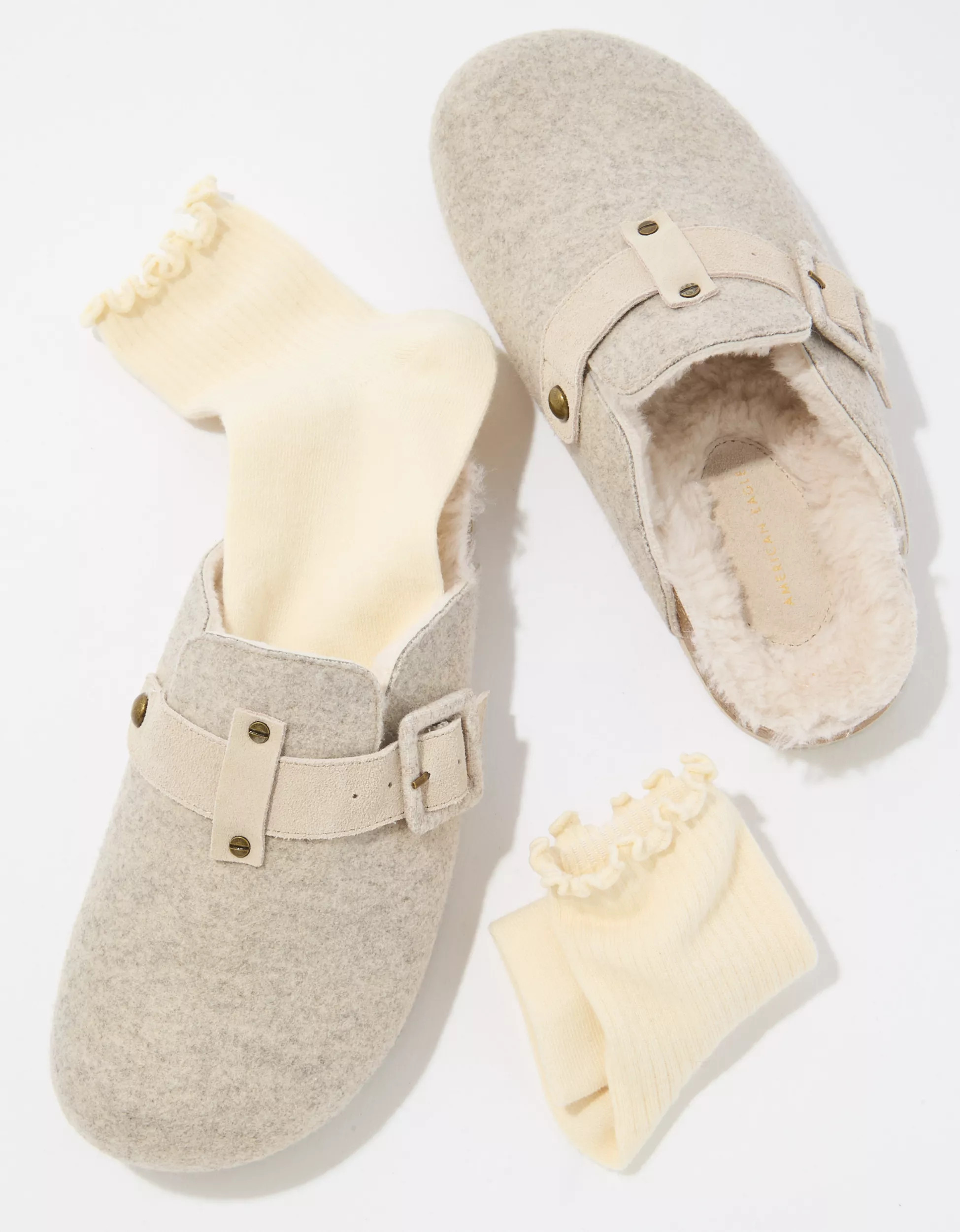 AE Felt Clog | American Eagle Outfitters (US & CA)