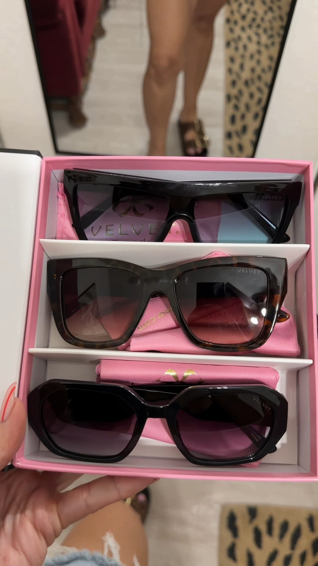 #velveteyewear sunglasses are such great quality and the style box based on your face shape is the best idea ever ! Takes all the guess work out of shopping online for sunglasses. 

#sunglasses
Women’s sunglasses
Summertime
Spring outfit
Men’s sunglasses 
Beach day 

#LTKootd #LTKFestival