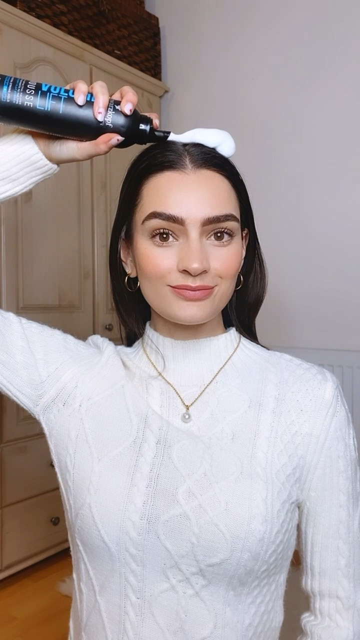 My go-to low bun hairstyle 🫶🏼

#LTKbeauty