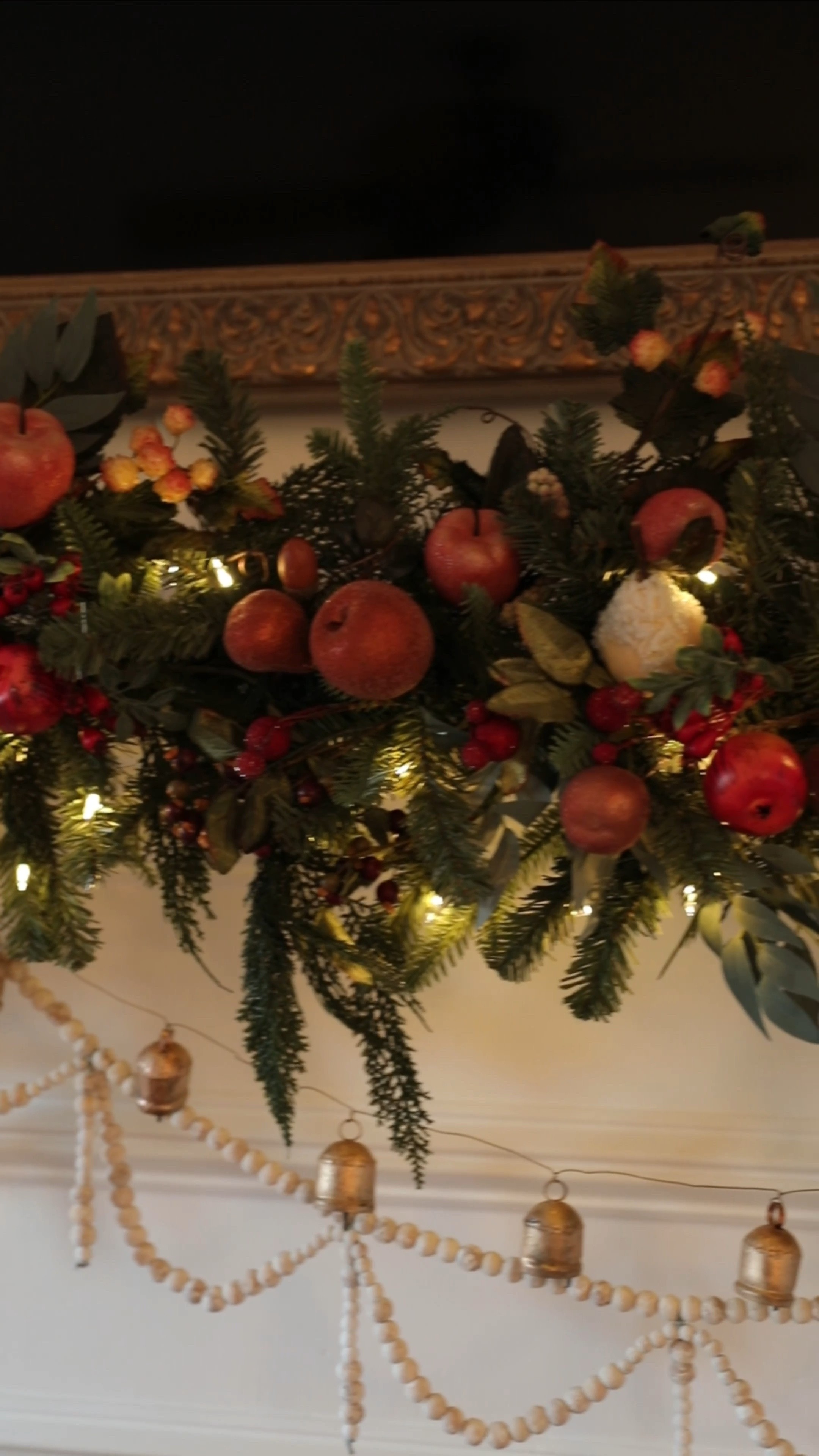 Shop my beaded and bell garland! I’ve linked some alternate options as well!!

#LTKSeasonal #LTKhome #LTKHoliday