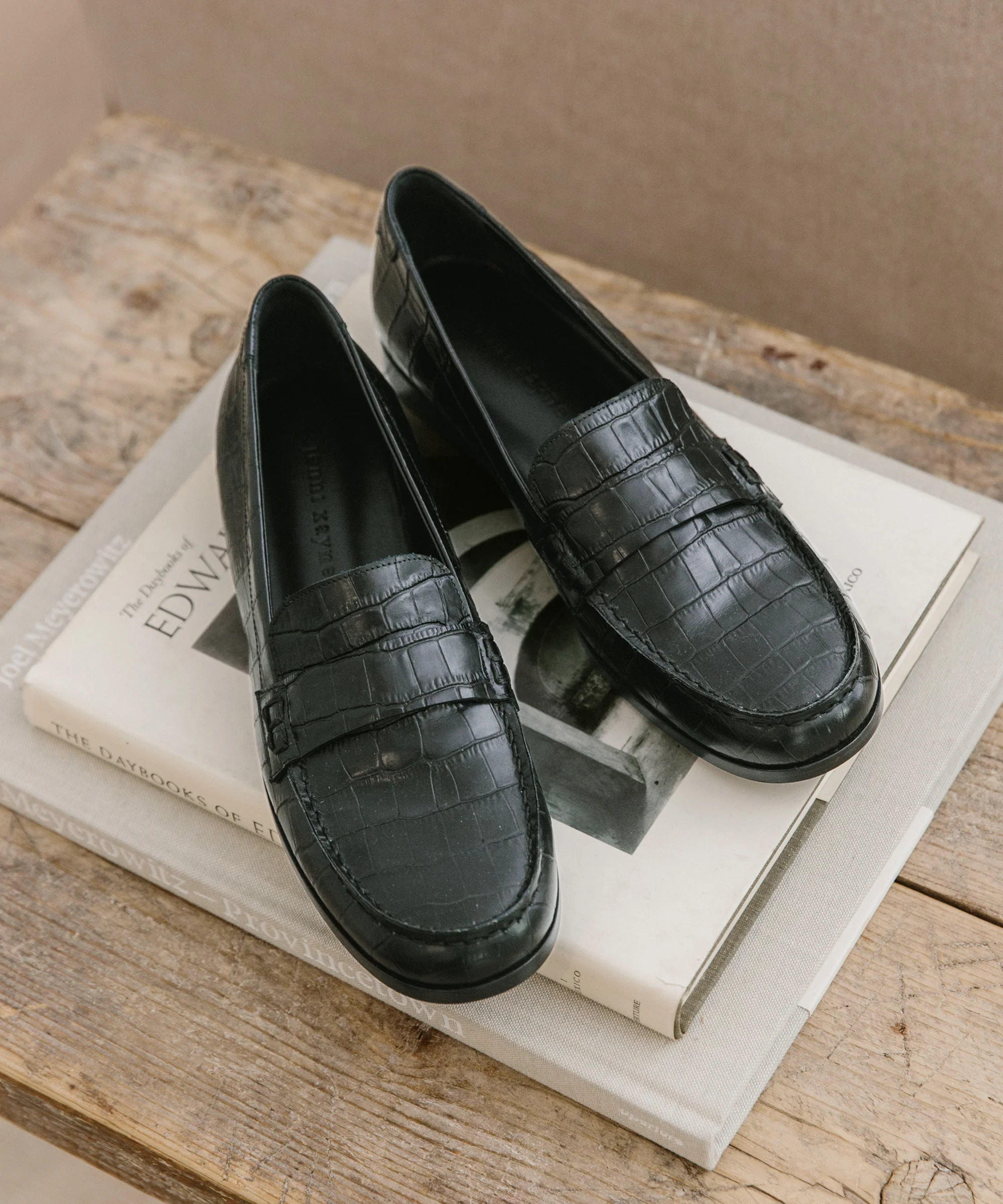 Croc Embossed Loafer | Jenni Kayne