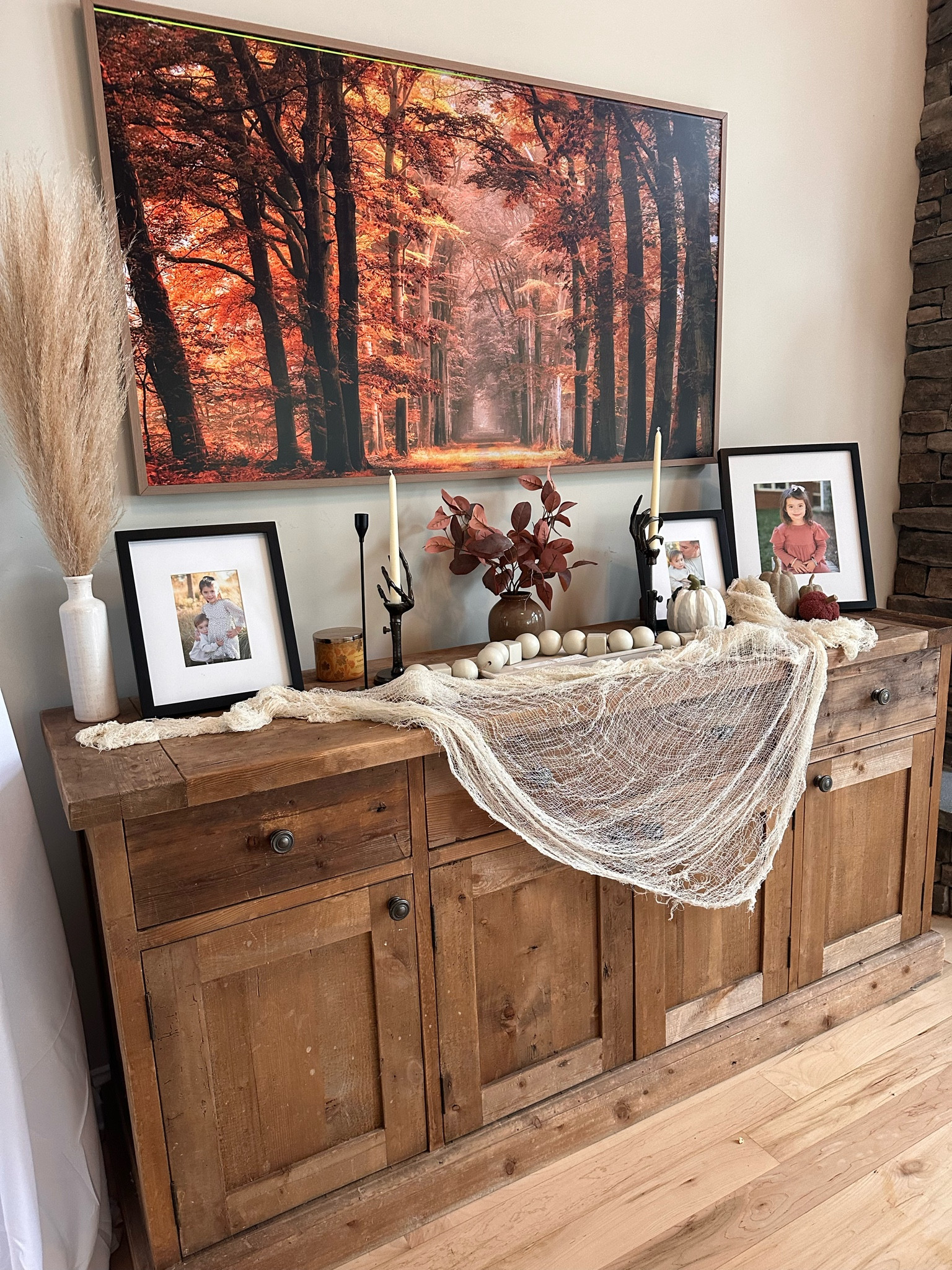 Fall decor
Halloween 
